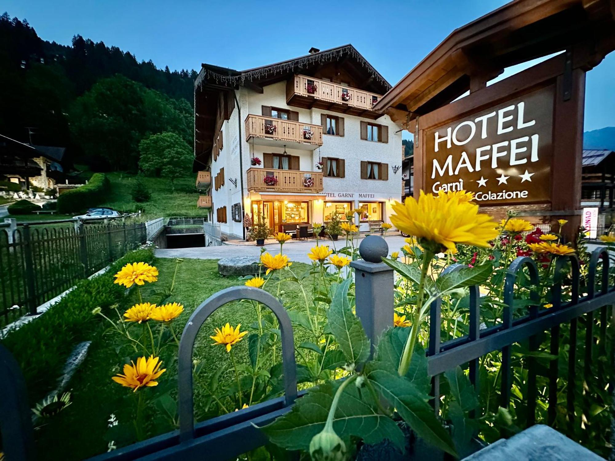 Hotel Garni Maffei Pinzolo Exterior photo