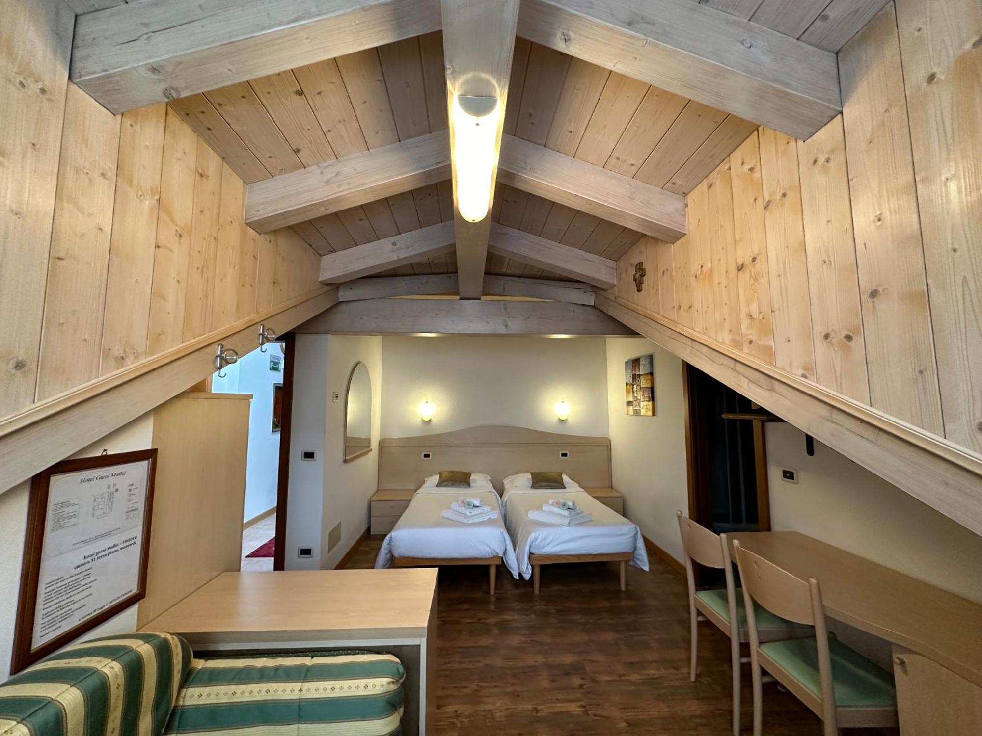 Hotel Garni Maffei Pinzolo Exterior photo