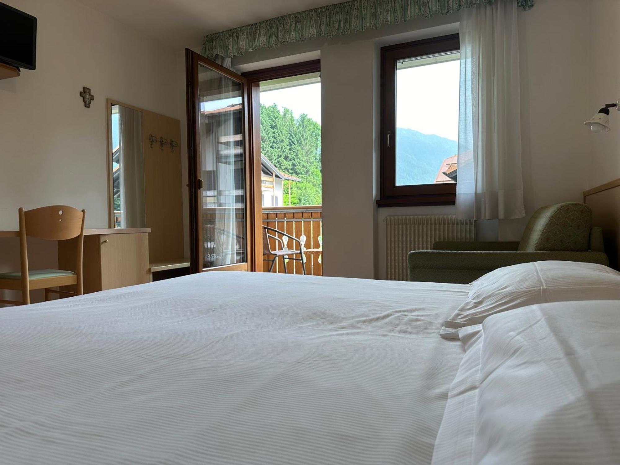 Hotel Garni Maffei Pinzolo Exterior photo